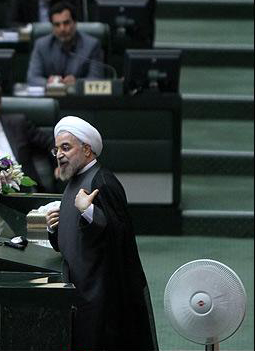 عکس خبري -ماجراهاي پنکه و روحاني در مجلس+تصاوير