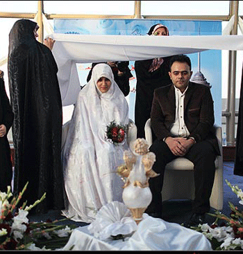 عکس خبري -گزارش تصويري/برگزاري جشن عروسي در برج ميلاد 