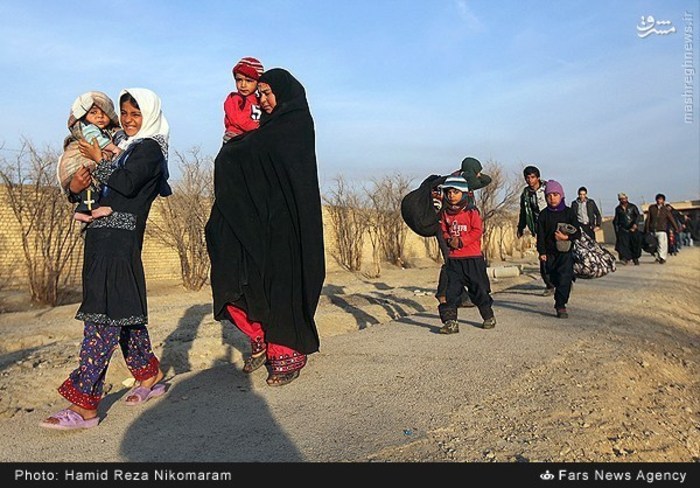عکس خبري -گزارش تصويري/جمع‌آوري پاکستاني هاي غير مجاز در اصفهان 