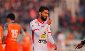 عکس خبري -پيشنهادهاي عربي به هافبک عراقي پرسپوليس