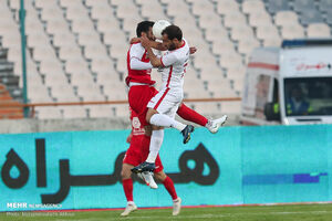 عکس خبري -شمشير را براي پرسپوليس از رو بسته‌اند