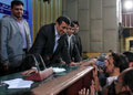 عکس خبري -مردم دلشان براي احمدي نژاد 84 تنگ شده است/شما روي دوش ننه سکينه‌ها بالا آمديد/ارزيابي شما از عملکرد مسئول دفترتان چيست؟