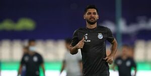 عکس خبري -واکنش هافبک استقلال به پيشنهاد پرسپوليس